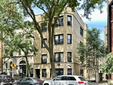 646 W Roscoe St #3N, Chicago, IL 60657