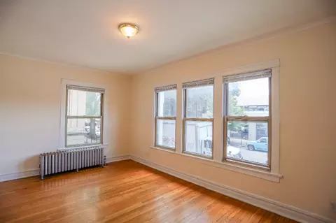 4855 N Kimball Ave #3, Chicago, IL 60625