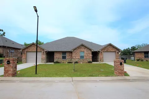 6335 Villa Rosa Way, Tyler, TX 75707