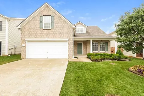 413 Creek Oak Dr, Murfreesboro, TN 37128
