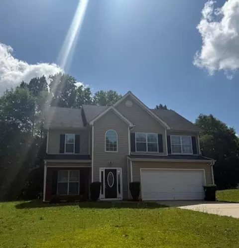 711 Tullamore Way, Hampton, GA 30228