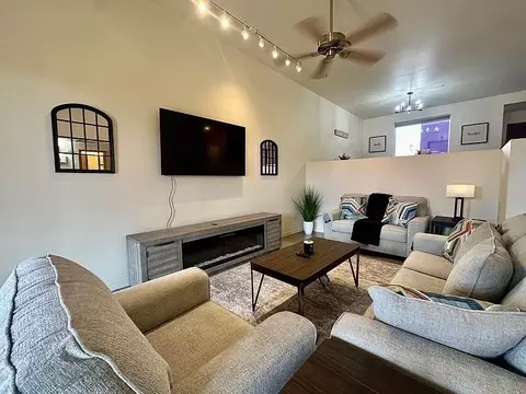 600 Circulo De Morelia #102, Santa Fe, NM 87506