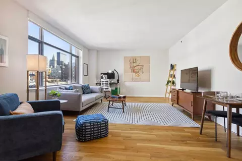 w 21st st, New York, NY 10011