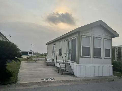 1601 S Airport Dr #231, Weslaco, TX 78596