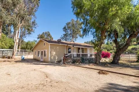 16960 Mockingbird Canyon Rd, Riverside, CA 92504