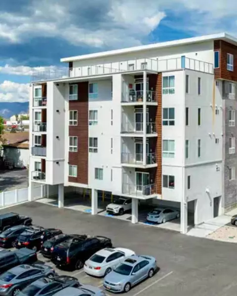 2101 N Main St #303, Sunset, UT 84015