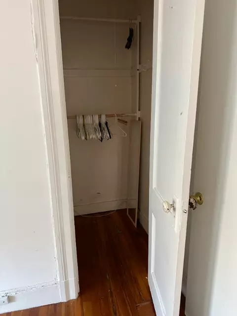 56 Hillside Pl #4, New Haven, CT 06511