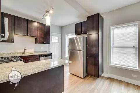 842 E 53rd St #842-3N, Chicago, IL 60615