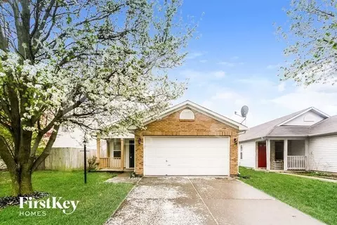 5248 Bluff View Dr, Indianapolis, IN 46217