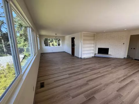 1415 E 31st Ave, Eugene, OR 97405 photo 3