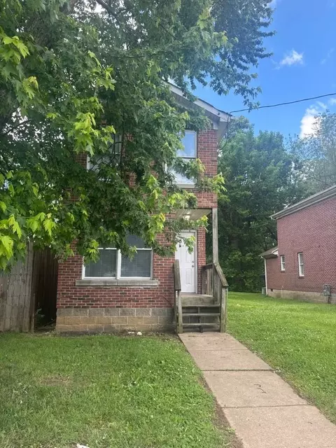 2404 Montgomery St, Louisville, KY 40212