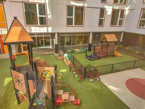 101 6th Ave S, Seattle, WA 98104