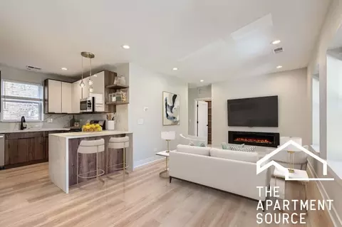 5014 N Rockwell St #1N, Chicago, IL 60625