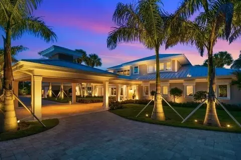 1906 Casey Key Rd #NA, Nokomis, FL 34275