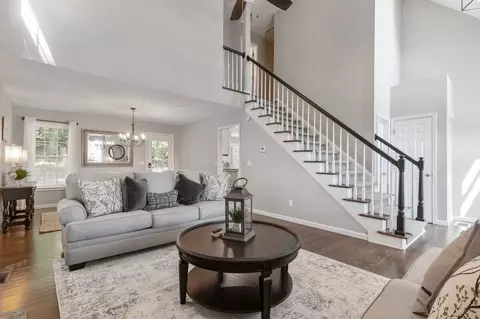 carrington dr, Cartersville, GA 30120