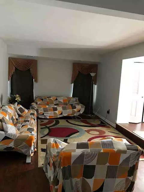 1 Tynewick Ct #1A, Leisure World, MD 20906