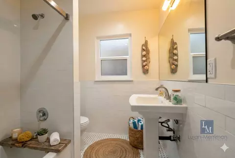 1028 E 3rd St #5, Long Beach, CA 90802 photo 5