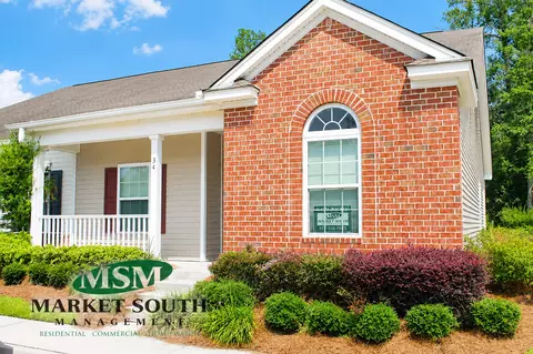34 Falkland Ave, Savannah, GA 31407