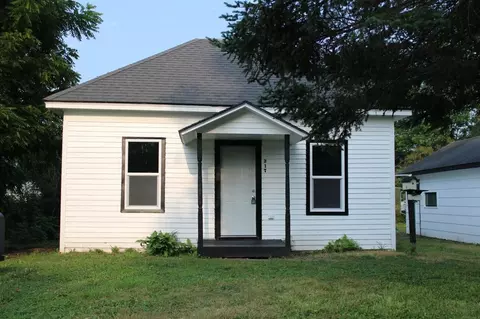 317 E 10th St S, Ladysmith, WI 54848