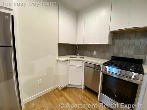 2 Belvidere Pl #2, Cambridge, MA 02139