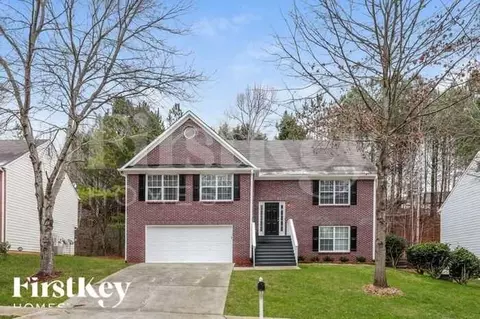 650 Castlebrooke Dr, Lawrenceville, GA 30045