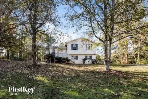140 Beverly Park Ct, Newnan, GA 30263
