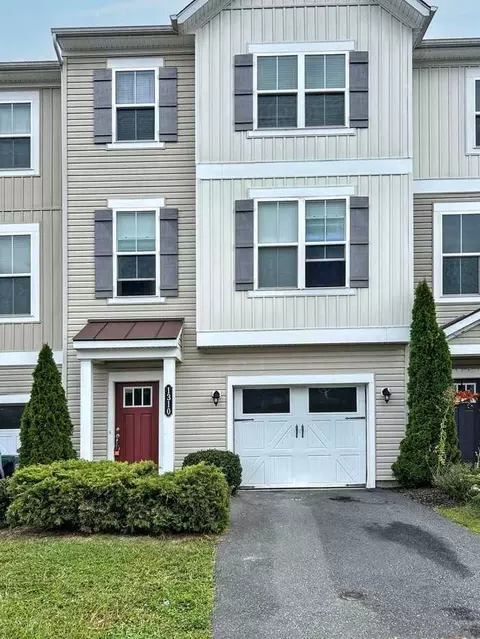 1310 Teagan Dr, Fredericksburg, VA 22408