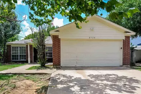 8528 Gatlinburg Dr, Fort Worth, TX 76123