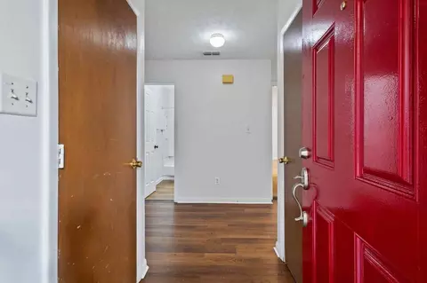 6736 Willowbrook Dr #6, Fayetteville, NC 28314