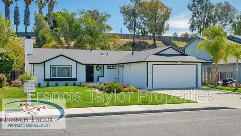 5288 Leon St, Oceanside, CA 92057
