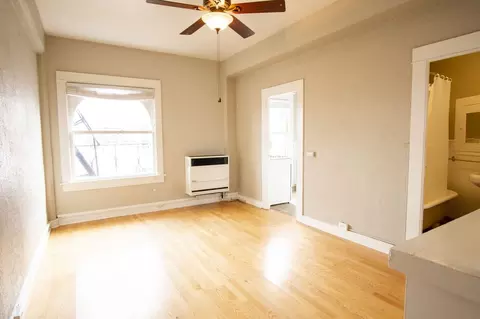 715 SW King Ave #53, Portland, OR 97205