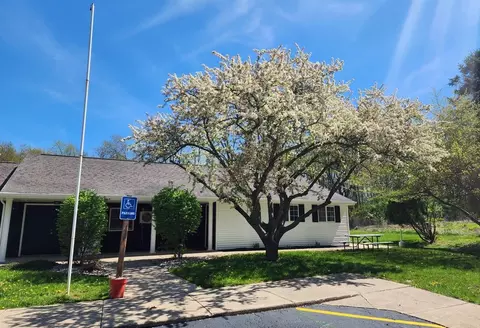 3303 Maplewood Dr, Logansport, IN 46947