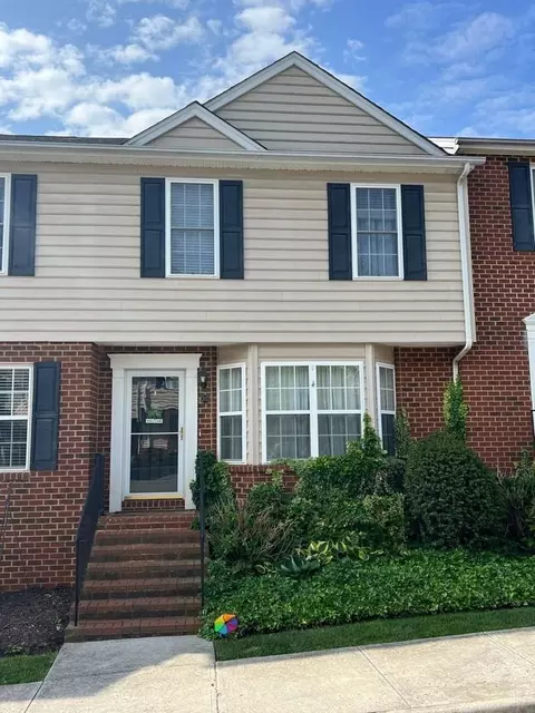 110 Aaron Pl #207, Lynchburg, VA 24502