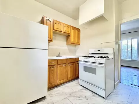 532 S Coronado St #312, Los Angeles, CA 90057