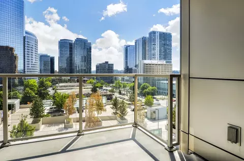 10650 NE 9th Pl #1221, Bellevue, WA 98004