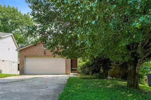 136 Bradford Cir, Hendersonville, TN 37075