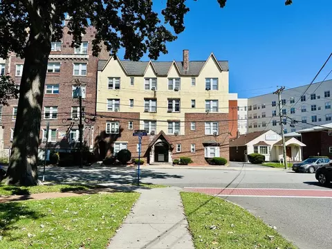 46 Anderson St #B8, Hackensack, NJ 07601