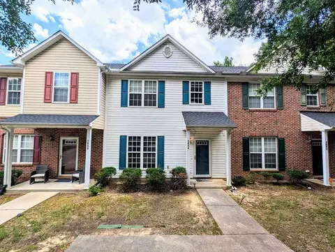 5804 Neuse Wood Dr, Raleigh, NC 27616