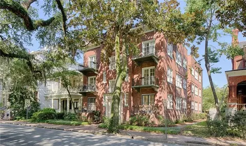 805 Whitaker St #2, Savannah, GA 31401