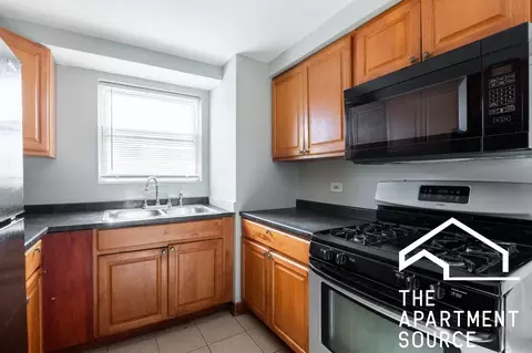 1300 S 51st Ct #202, Cicero, IL 60804