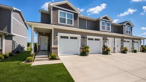 1111 Vision Cir UNIT A, Mahomet, IL 61853