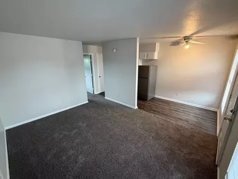 3100 Chinquapin Ln, Louisville, KY 40219