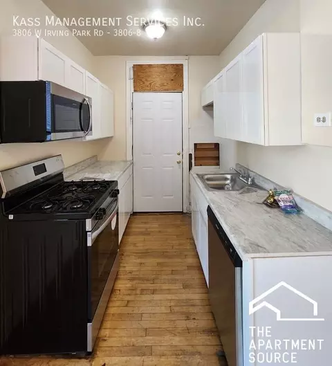 3806 W Irving Park Rd #8, Chicago, IL 60618