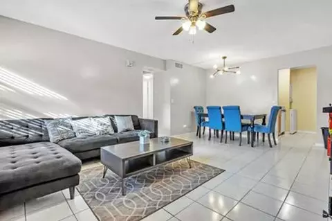 twin lakes dr, Coral Springs, FL 33071