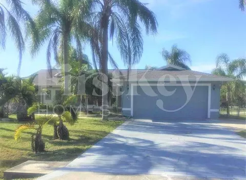 1744 SE Berkshire Blvd, Port Saint Lucie, FL 34952