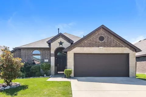 507 Trailblazer Rd, Forney, TX 75126