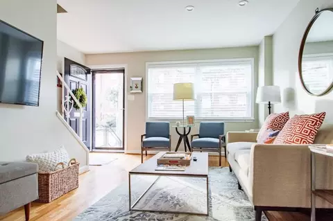 n west st, Alexandria, VA 22314