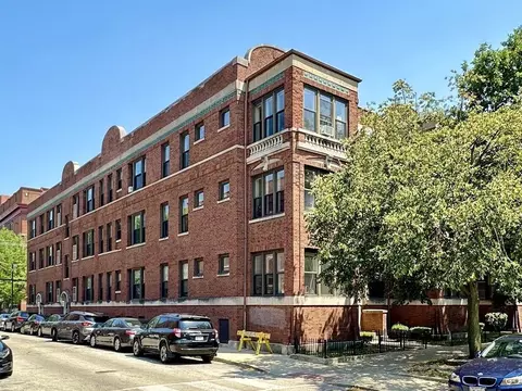 3147 W Medill Ave #3, Chicago, IL 60647