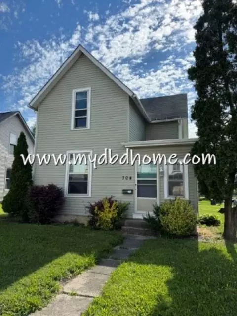 704 Davis St, Fort Wayne, IN 46808