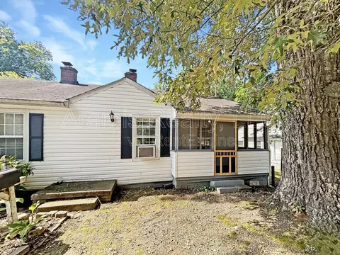 394 Allgood Rd NE, Marietta, GA 30060